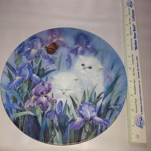 LTD 'Garden Discovery ' Collectable Plate
